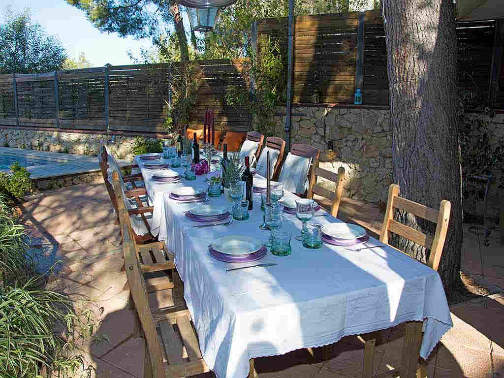 Villa de vacances à Sitges: salle à manger extérieure