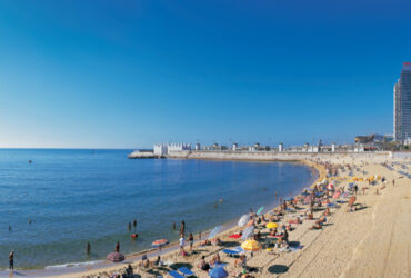 plage nudiste barcelone